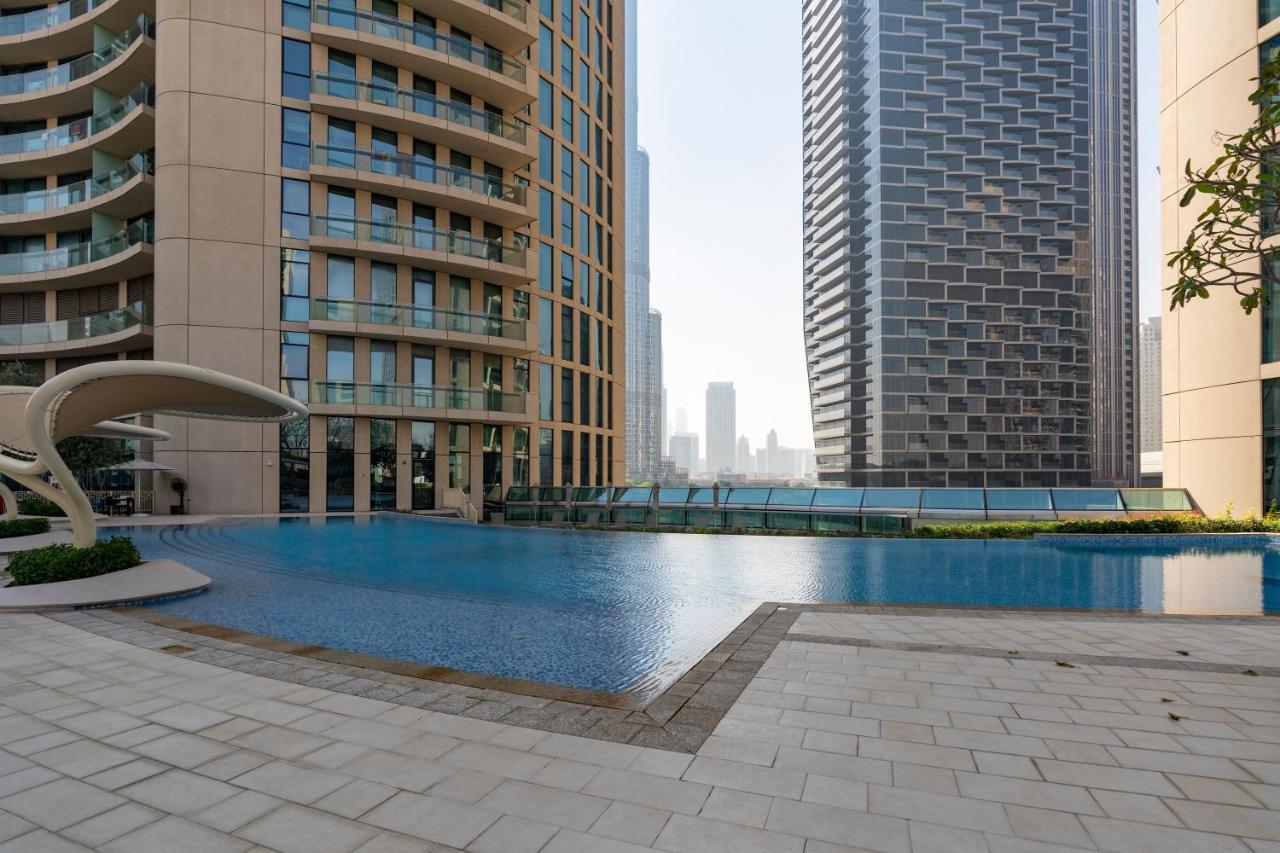 Prestige Living 1Br With Full Burj Khalifa View By Auberge 迪拜 外观 照片