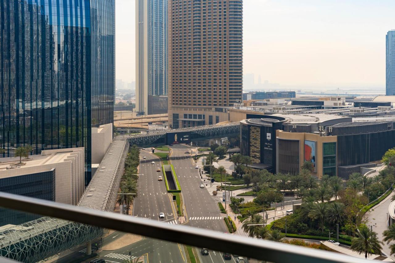 Prestige Living 1Br With Full Burj Khalifa View By Auberge 迪拜 外观 照片